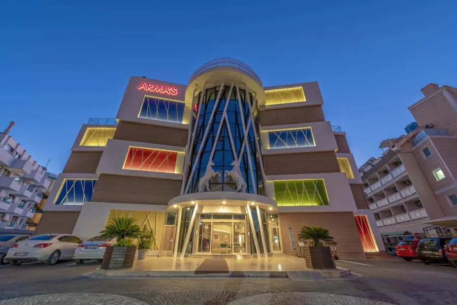 Armas Beach Hotel — фото 4
