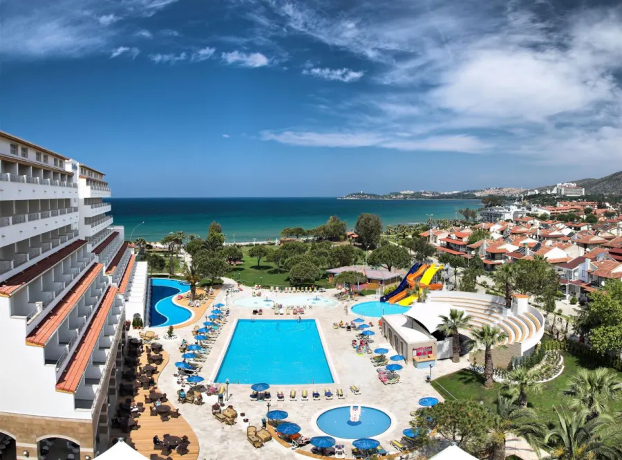 Batihan Beach Resort & Spa, Кушадасы