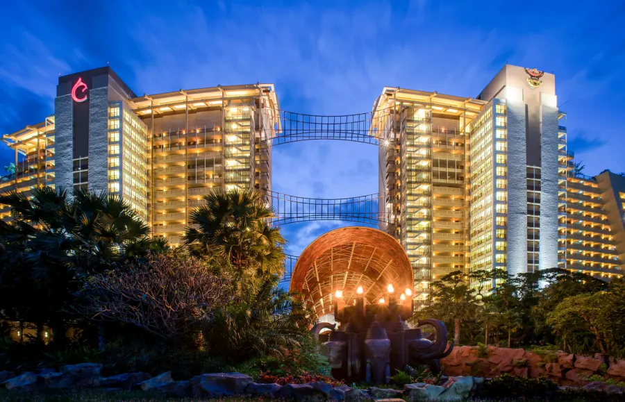 Centara Grand Mirage Beach Resort Pattaya, Паттайя