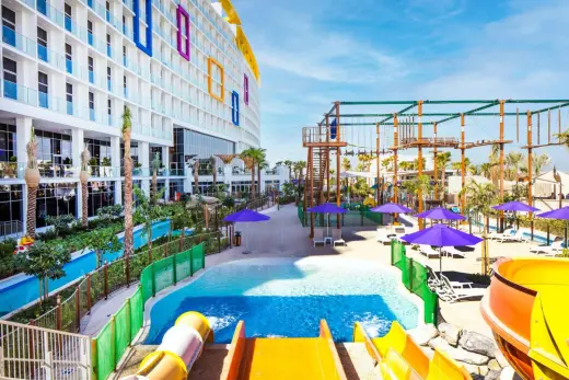 Centara Mirage Beach Resort Dubai, Дубай