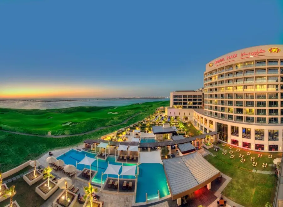 Crowne Plaza Abu Dhabi Yas Island, Абу-Даби