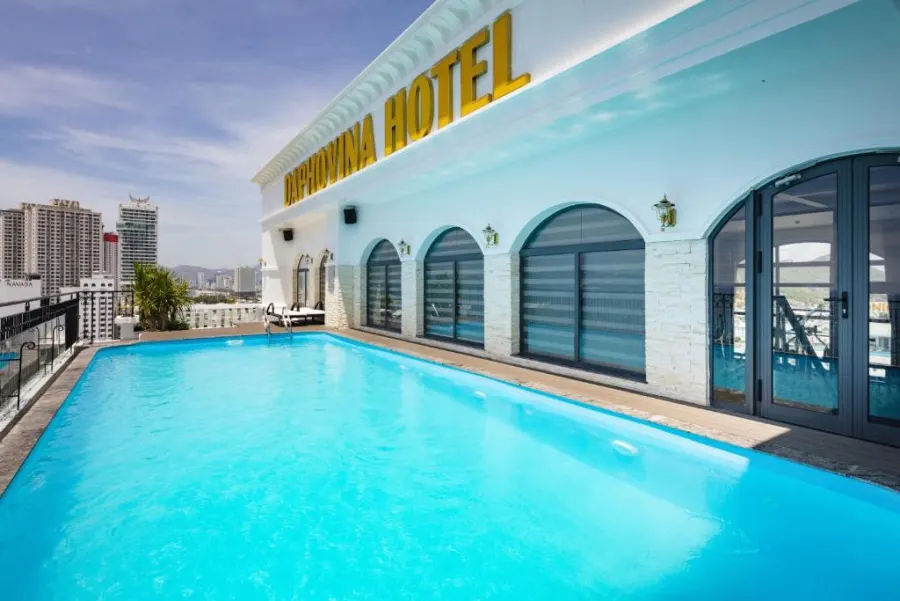 Daphovina Hotel, Нячанг