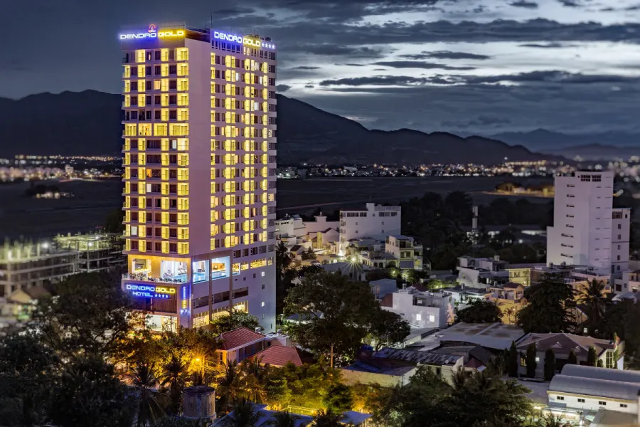 Dendro Gold Hotel, Нячанг