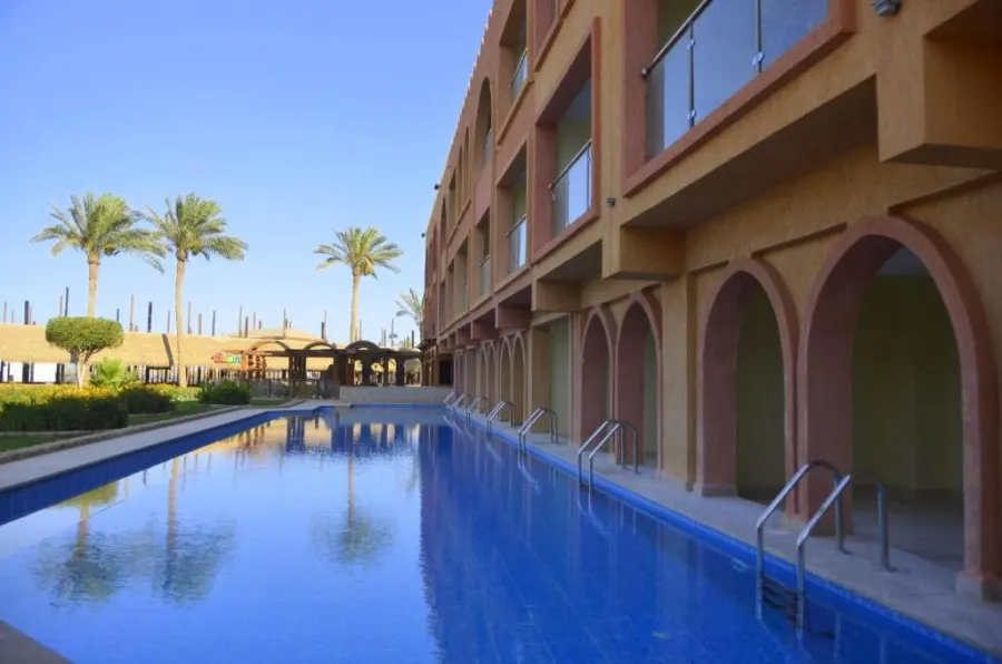 Edge Rotana Sea Beach Aqua Park — фото 4