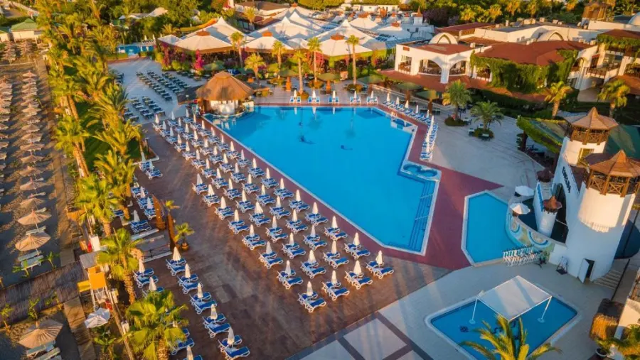 Emelda Sun Club, Кемер