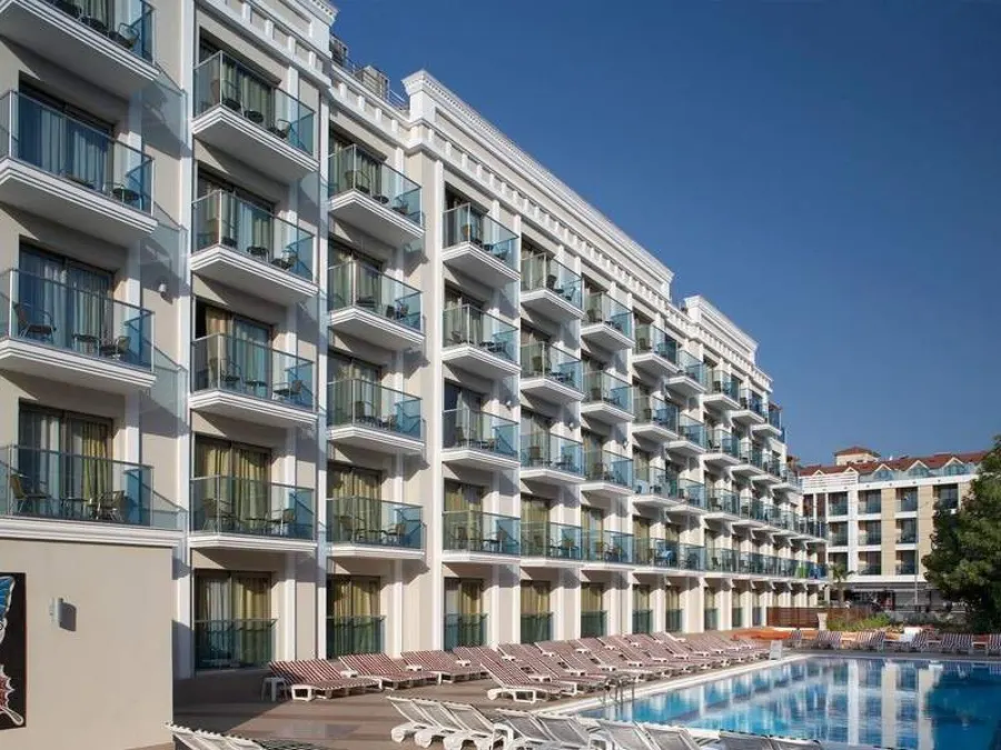 Emre Hotel, Мармарис