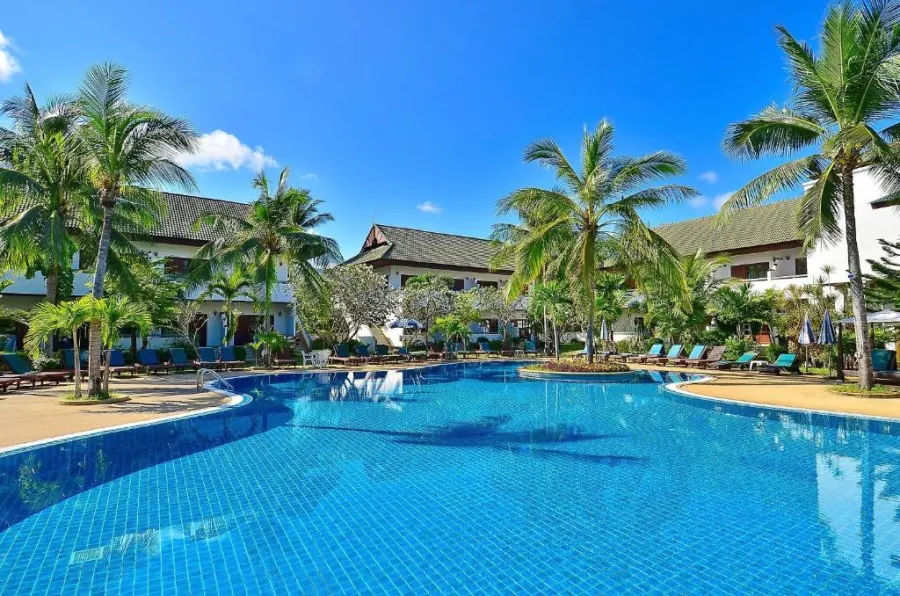 First Bungalow Beach Resort, Самуи
