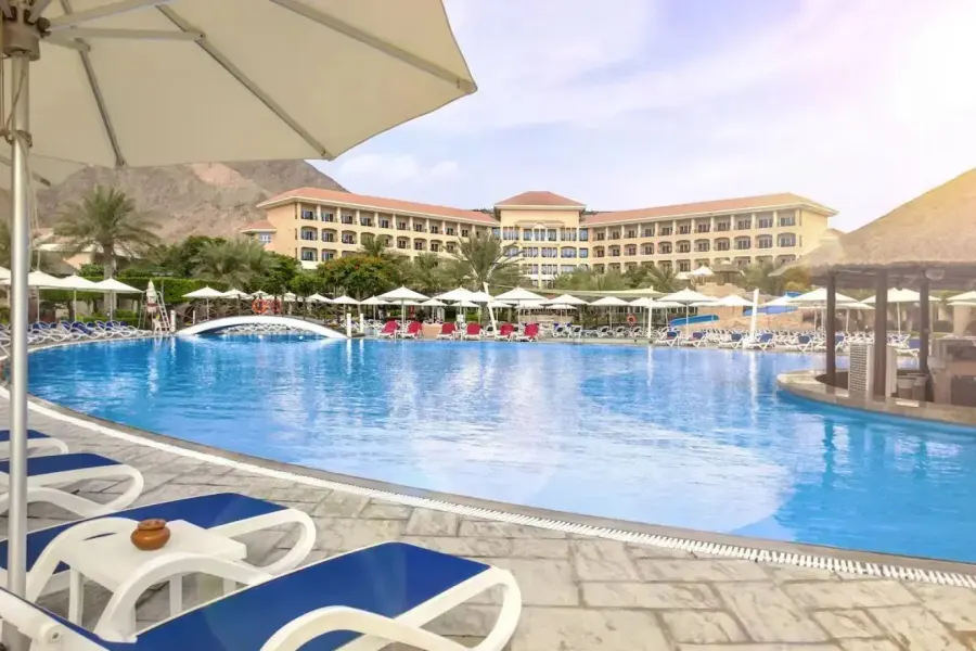 Fujairah Rotana Resort & Spa Al Aqah Beach — фото 2