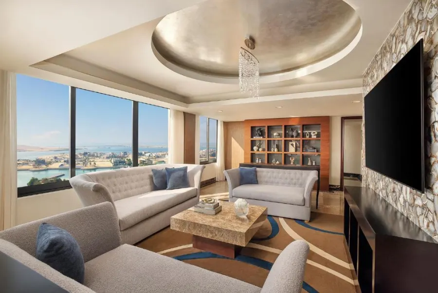 Intercontinental Abu Dhabi, Абу-Даби