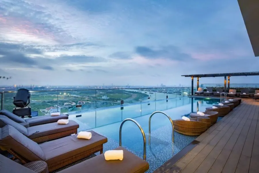 Liberty Central Saigon Riverside, Хошимин