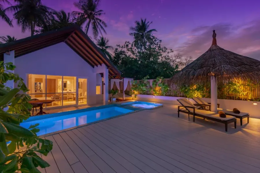 Malahini Kuda Bandos Resort, Мальдивы