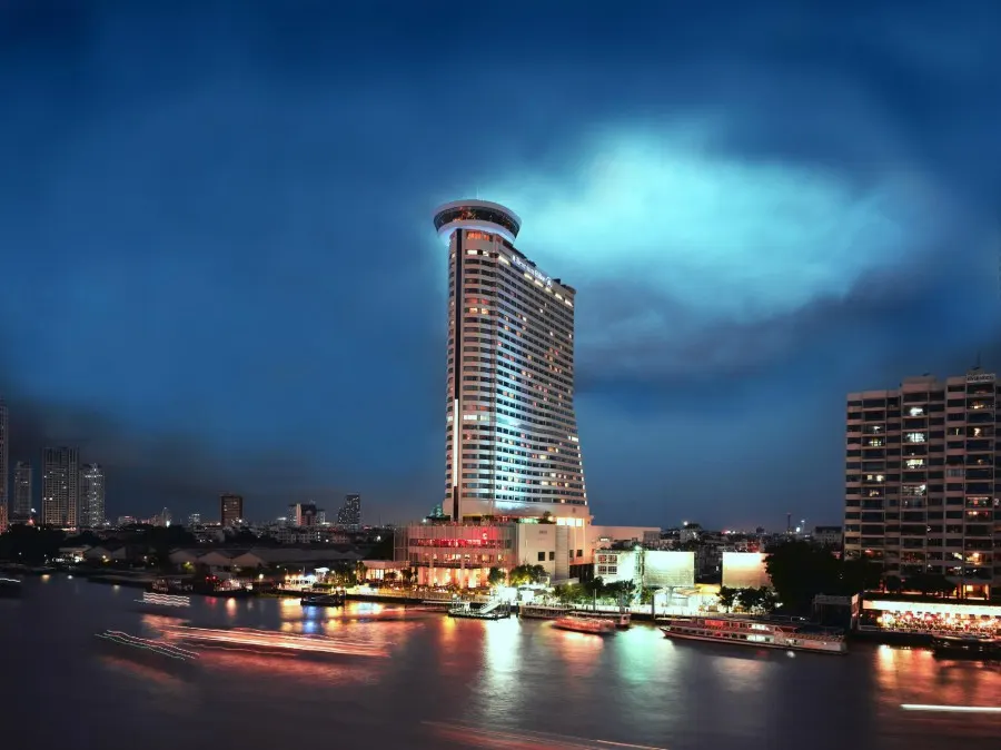 Millennium Hilton Bangkok, Бангкок