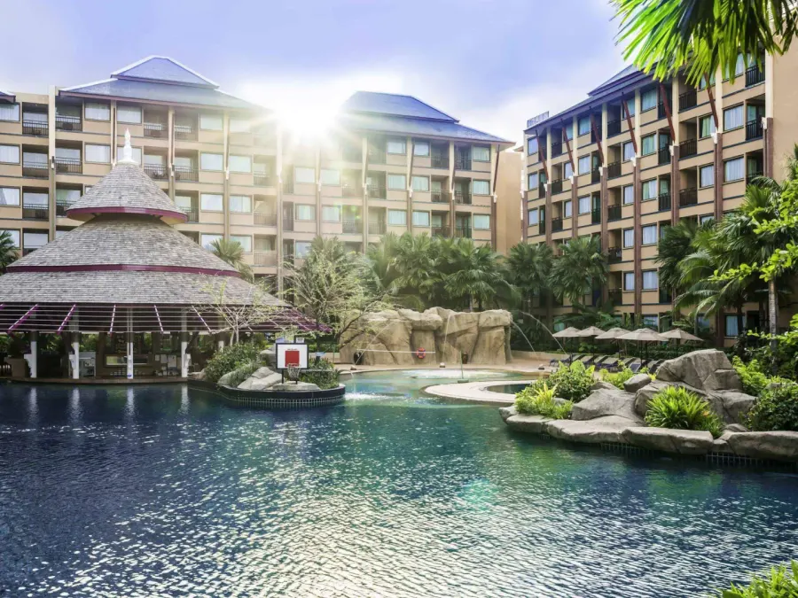 Novotel Phuket Vintage Park, Пхукет