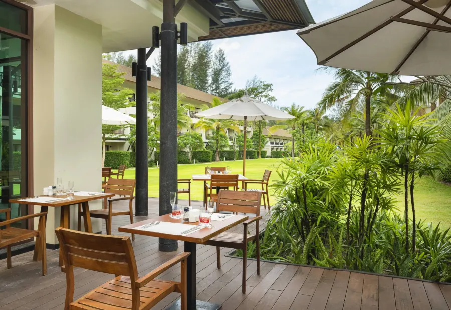 Outrigger Khao Lak Beach Resort, Као Лак