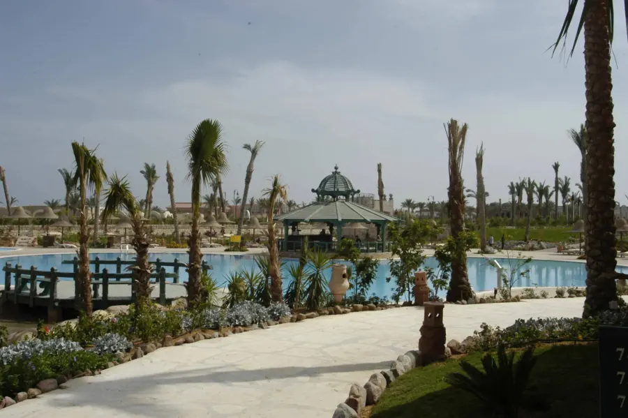Parrotel Aqua Park Resort — фото 2