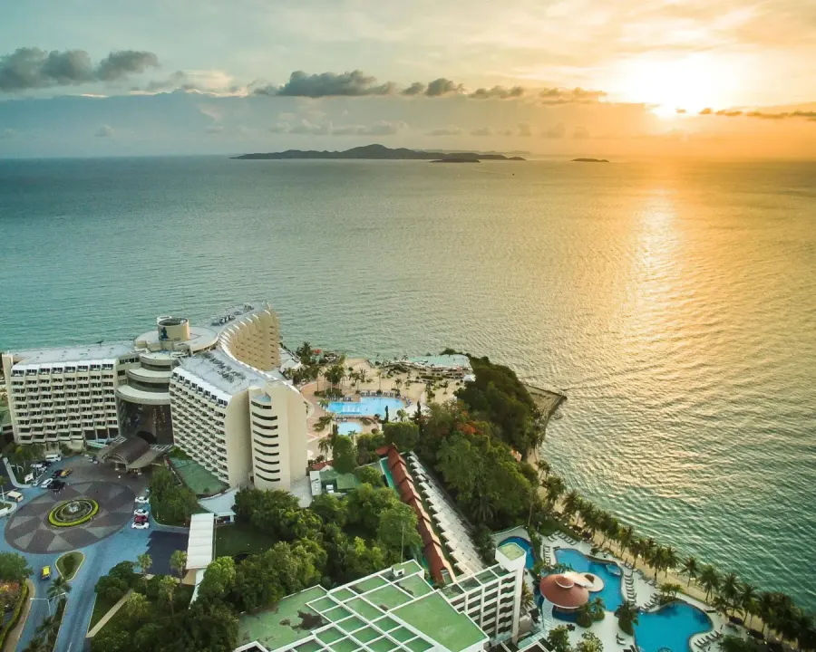 Royal Cliff Beach, Паттайя