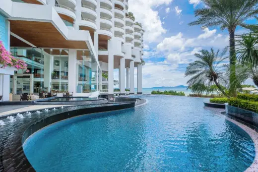 Royal Cliff Grand, Паттайя