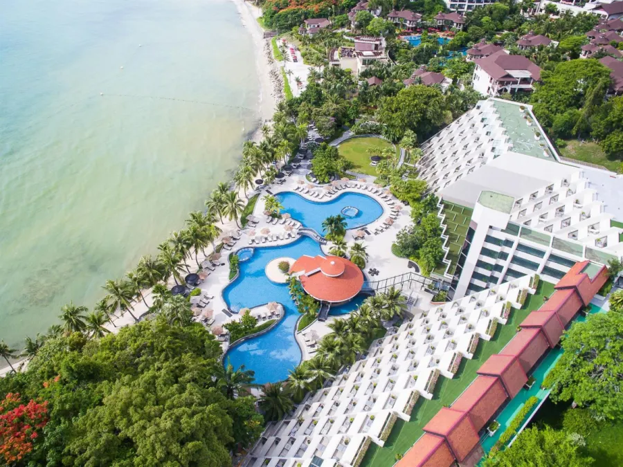 Royal Wing Suites & Spa, Паттайя
