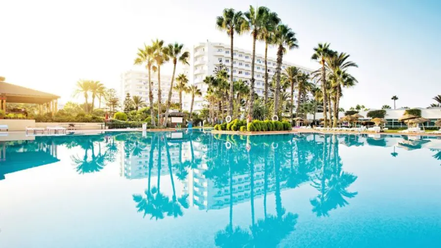 Sahara Beach Hotel, Монастир