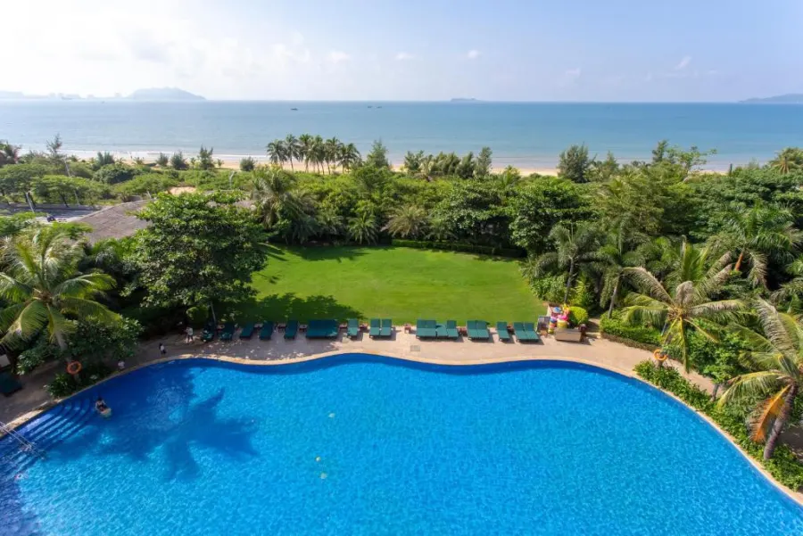 Sanya Seacube Holiday Hotel, Хайнань
