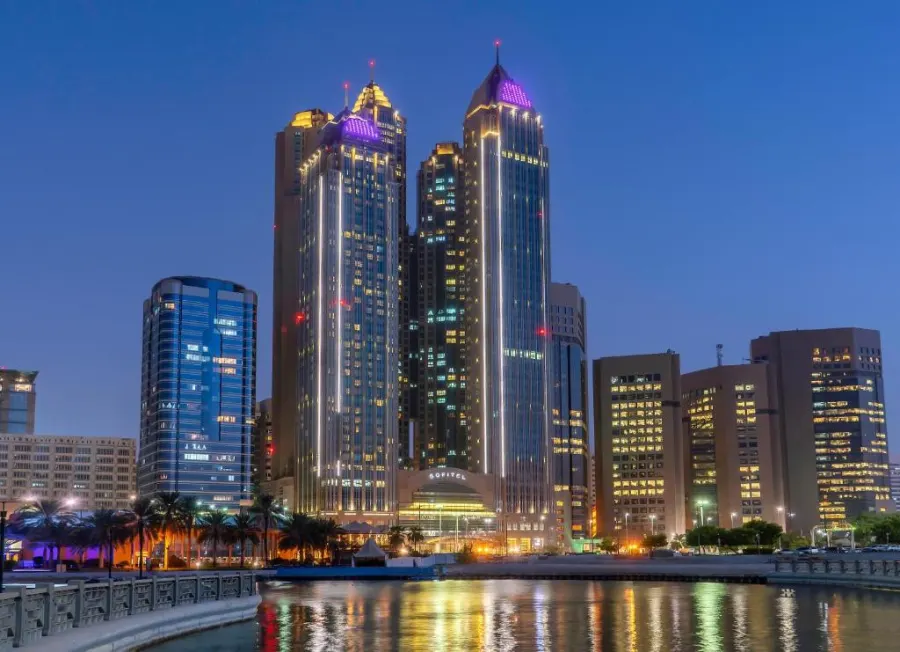 Sofitel Abu Dhabi Corniche, Абу-Даби
