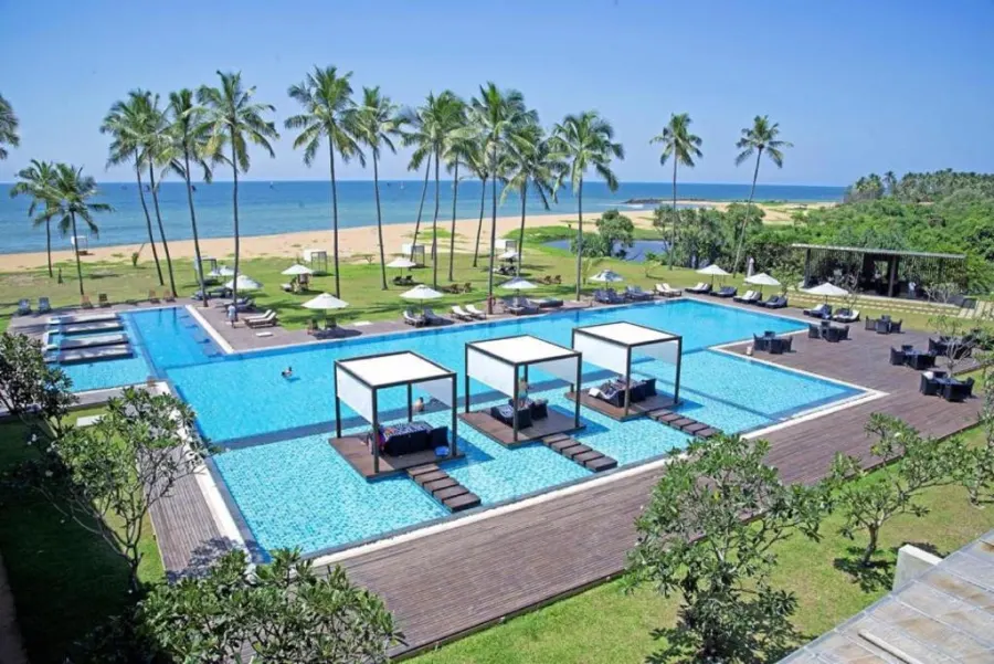 Suriya Resort, Негомбо