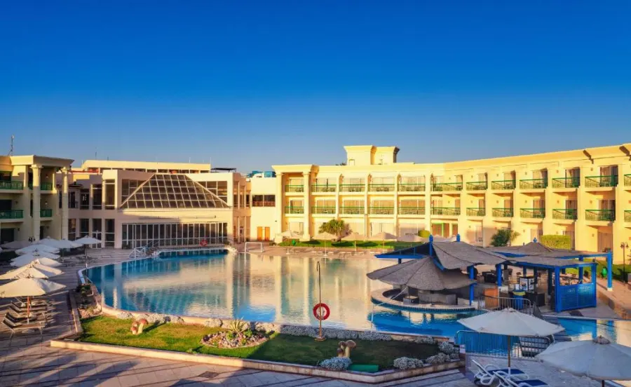 Swiss Inn Resort Hurghada, Хургада