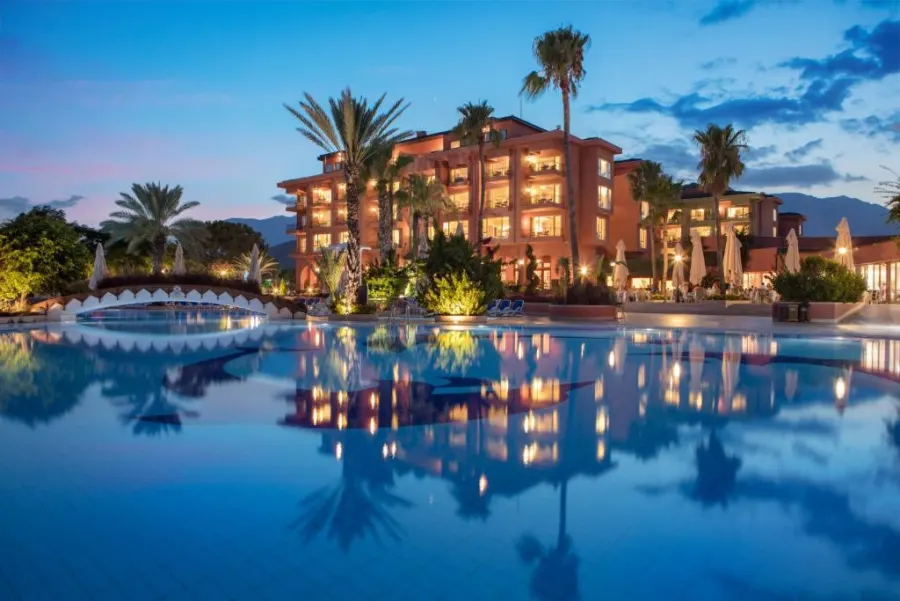 The Norm Oriental Kemer, Кемер