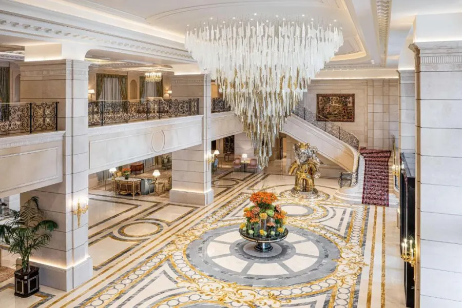 The Plaza Doha Lxr Hotels & Resorts, Доха