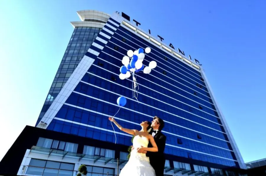 Titanic Business Golden Horn, Стамбул