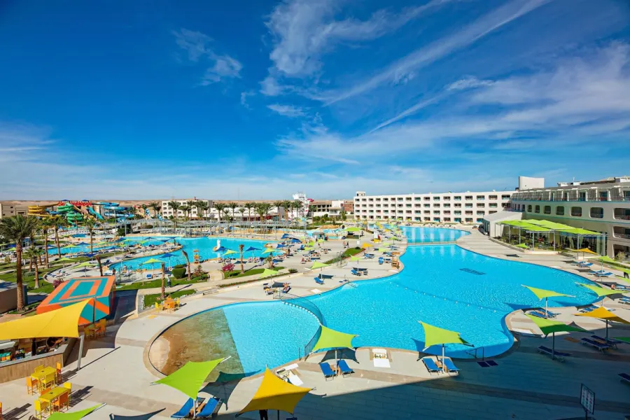 Titanic Resort & Aqua Park, Хургада