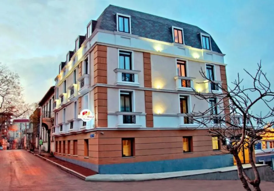 Urban Boutique Hotel, Тбилиси